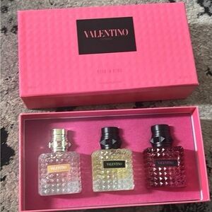 Valentino Born In Roma 3-Piece Perfume Gift Set 3x1.0 fl oz / 30 mL NEW